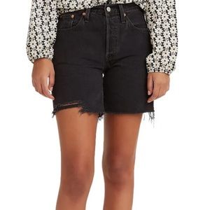 Levis NWT 501 original high rise mid thigh short size 26